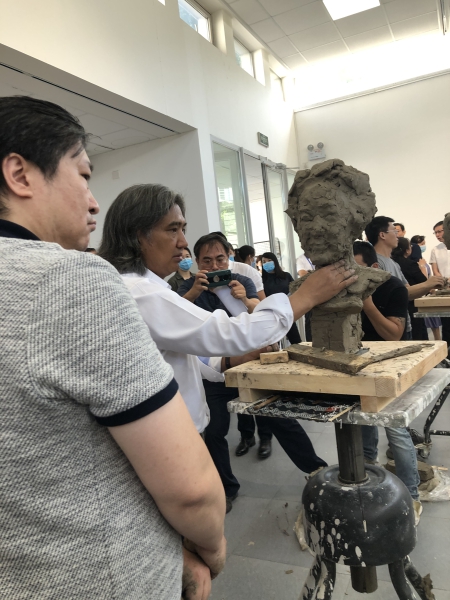 1002133879.jpg 1002133879.jpg