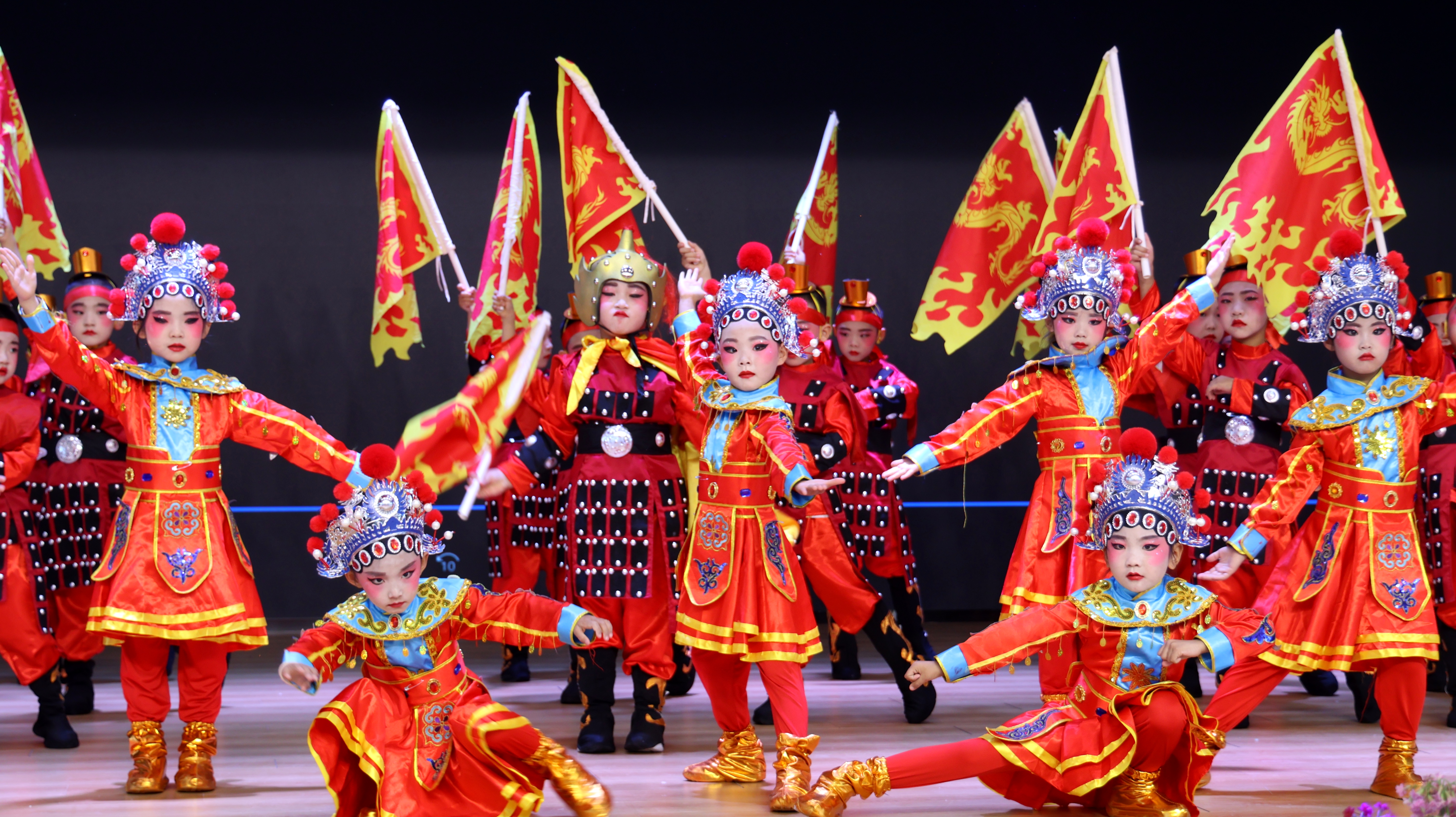 01 臨澤縣西關(guān)幼兒園幼兒表演京劇舞蹈：《風(fēng)起大漠》尹曉軍 宋雪蓮攝2.JPG