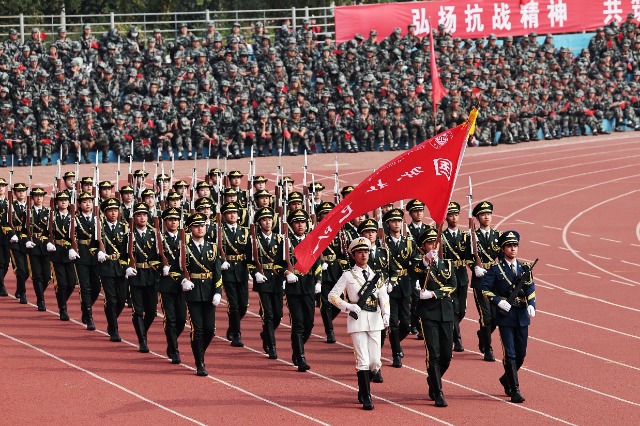 國(guó)旗護(hù)衛(wèi)隊(duì)展演2.jpg 國(guó)旗護(hù)衛(wèi)隊(duì)展演2.jpg